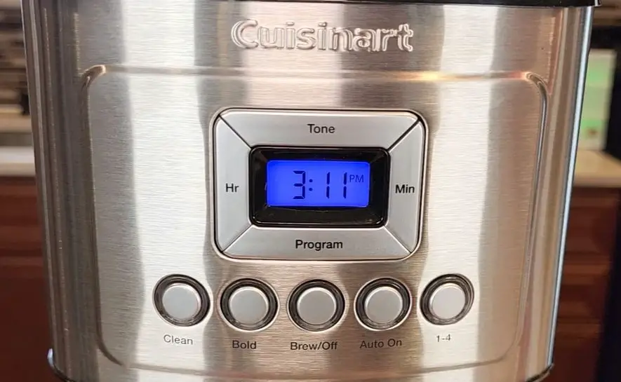 Cuisinart DCC-3400 coffee maker Button